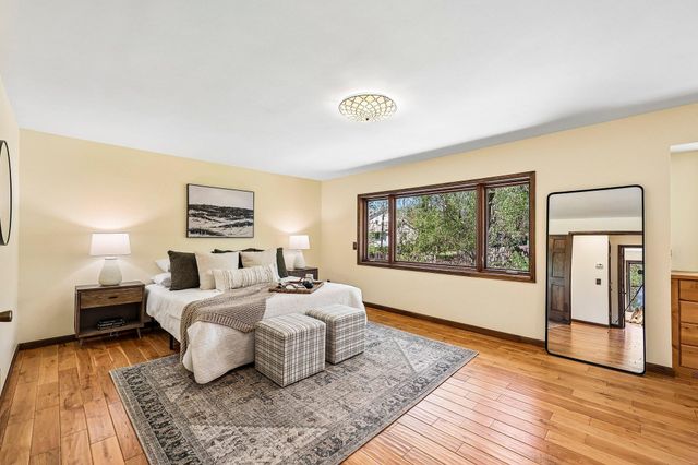 16300 Adeline Lane, Minnetonka, MN 55391