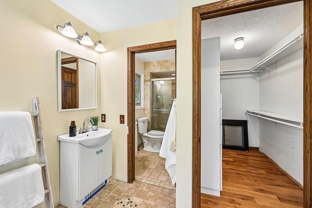 16300 Adeline Lane, Minnetonka, MN 55391