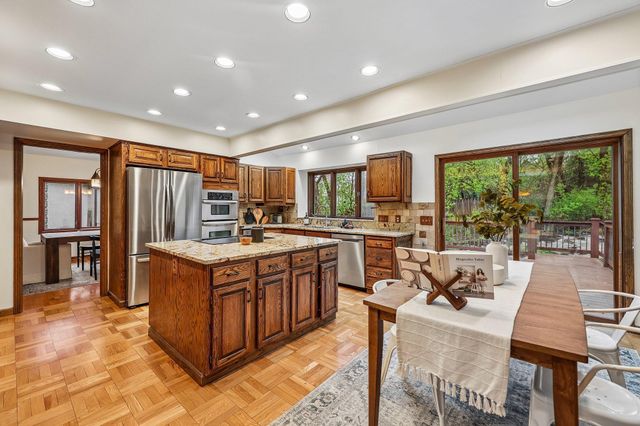 16300 Adeline Lane, Minnetonka, MN 55391