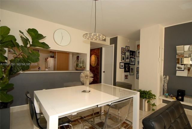 600 NE 36th St 1212, Miami, FL 33137