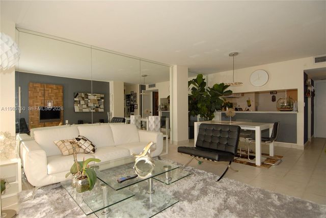 600 NE 36th St 1212, Miami, FL 33137