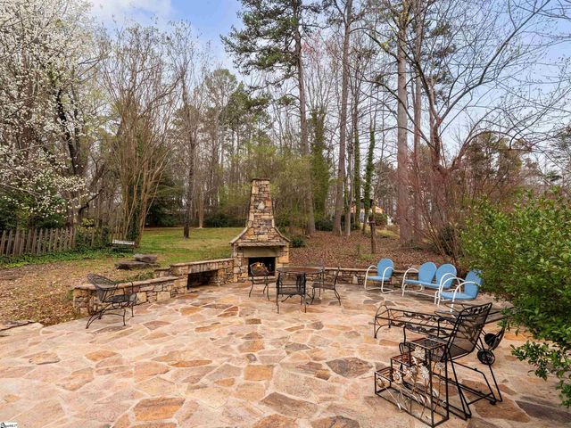 180 Johnnys Road, Inman, SC 29349