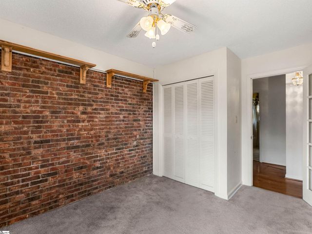 180 Johnnys Road, Inman, SC 29349