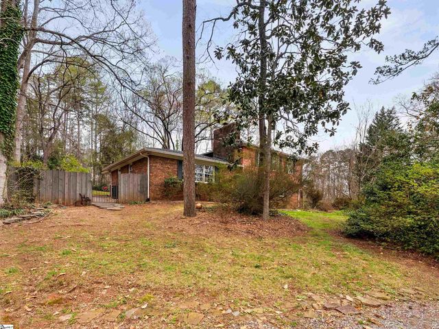 180 Johnnys Road, Inman, SC 29349