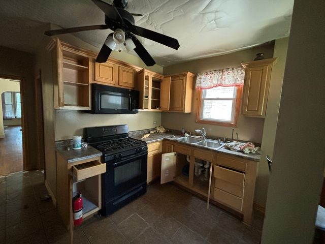 11536 S Normal Avenue, Chicago, IL 60628
