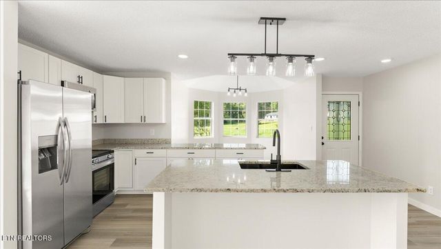 121 Inman Rd, Sweetwater, TN 37874