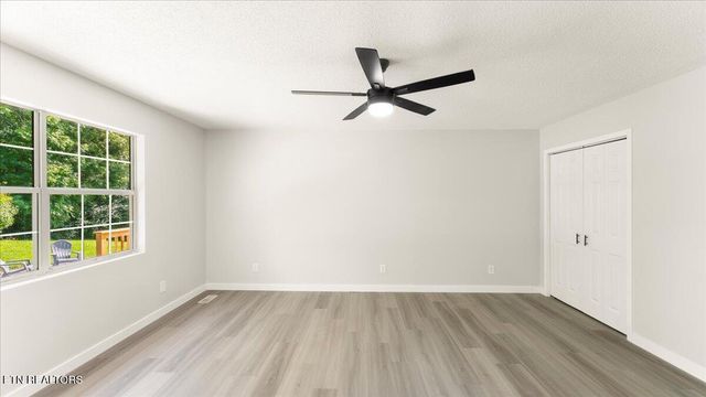 121 Inman Rd, Sweetwater, TN 37874
