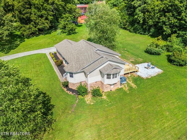 121 Inman Rd, Sweetwater, TN 37874