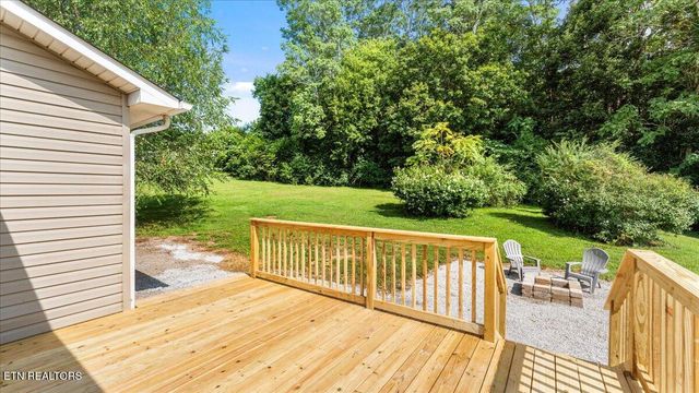 121 Inman Rd, Sweetwater, TN 37874