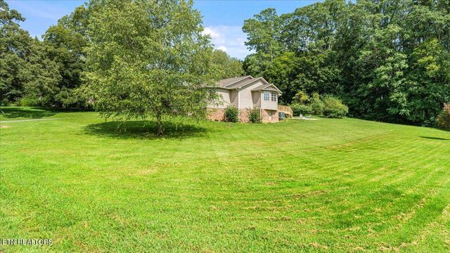 121 Inman Rd, Sweetwater, TN 37874