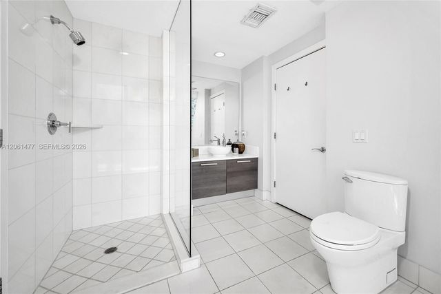 2950 NE 188th St 449, Aventura, FL 33180