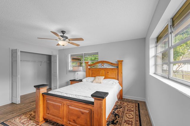 549 SW Buswell Avenue, Port St. Lucie, Port St Lucie, FL 34983