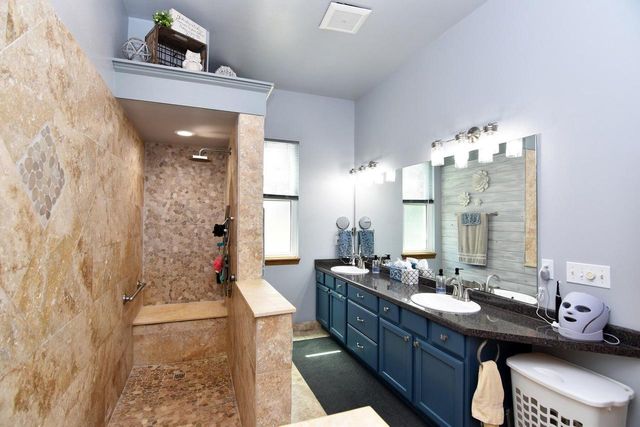 30936 Royal Hill ROAD, Burlington, WI 53105