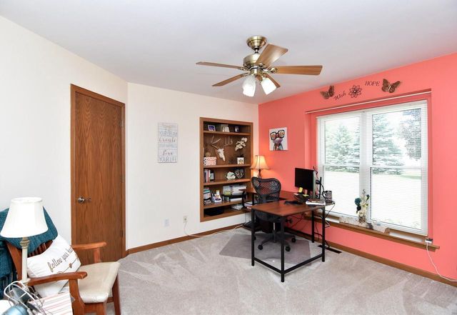 30936 Royal Hill ROAD, Burlington, WI 53105