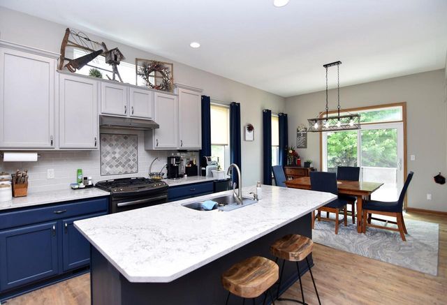 30936 Royal Hill ROAD, Burlington, WI 53105
