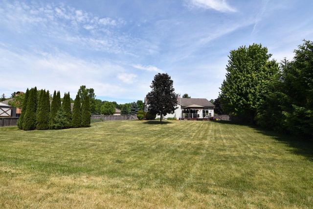 30936 Royal Hill ROAD, Burlington, WI 53105
