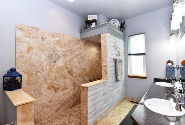 30936 Royal Hill ROAD, Burlington, WI 53105