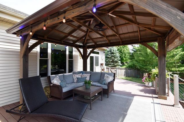 30936 Royal Hill ROAD, Burlington, WI 53105
