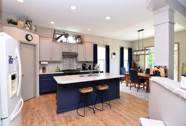 30936 Royal Hill ROAD, Burlington, WI 53105