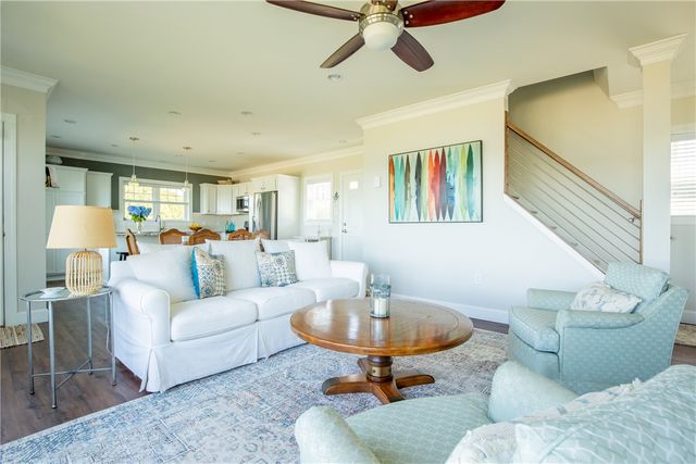 292 High Hill Road, Tiverton, RI 02842