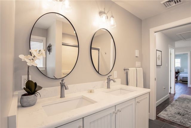 292 High Hill Road, Tiverton, RI 02842