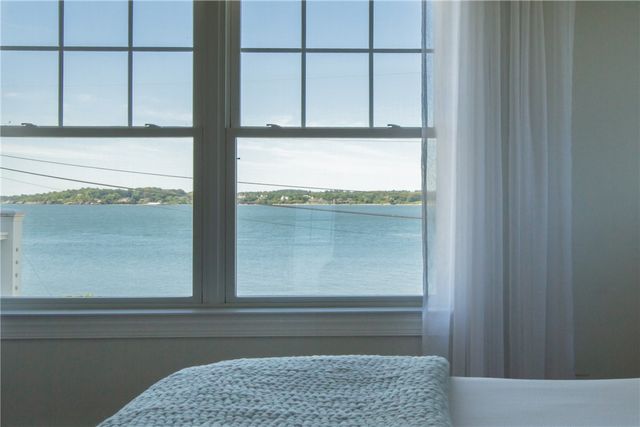 292 High Hill Road, Tiverton, RI 02842