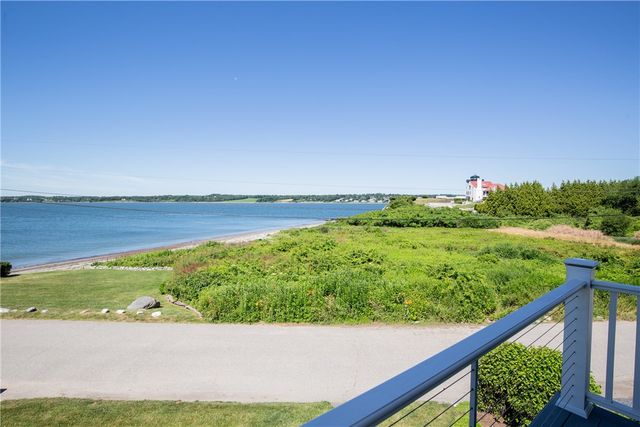 292 High Hill Road, Tiverton, RI 02842