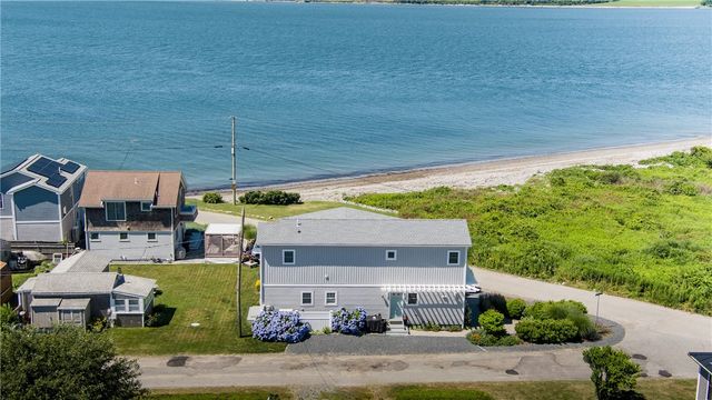 292 High Hill Road, Tiverton, RI 02842