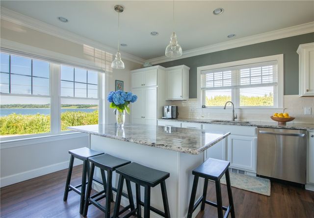 292 High Hill Road, Tiverton, RI 02842