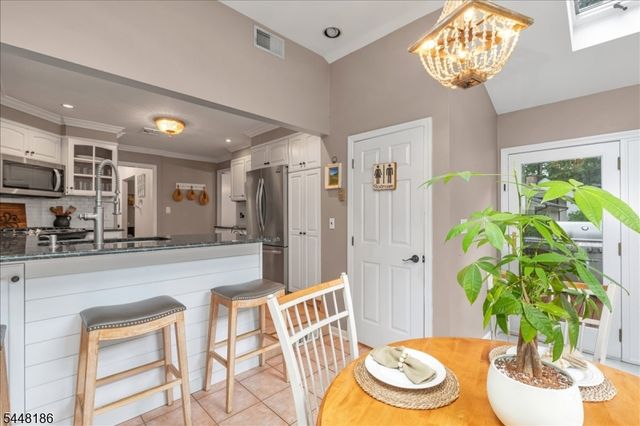 1979 Dogwood Dr, Scotch Plains Twp., NJ 07076