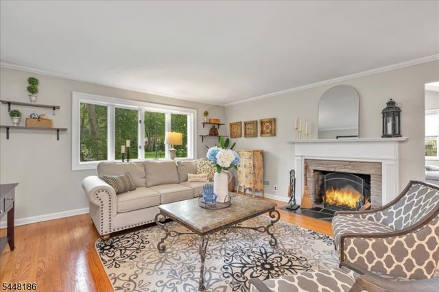 1979 Dogwood Dr, Scotch Plains Twp., NJ 07076