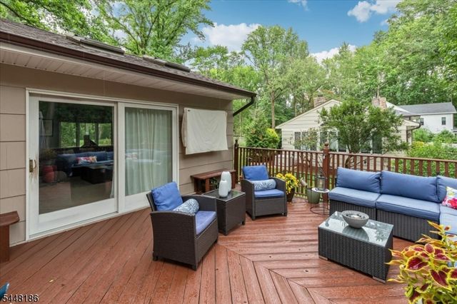 1979 Dogwood Dr, Scotch Plains Twp., NJ 07076