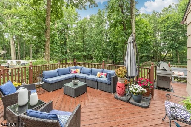 1979 Dogwood Dr, Scotch Plains Twp., NJ 07076