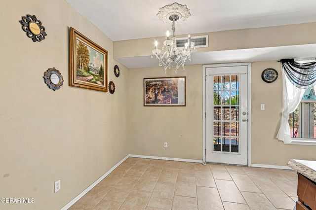5457 GATE RIDGE Circle, El Paso, TX 79932