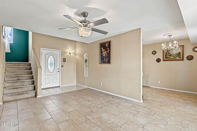 5457 GATE RIDGE Circle, El Paso, TX 79932