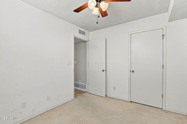 5457 GATE RIDGE Circle, El Paso, TX 79932