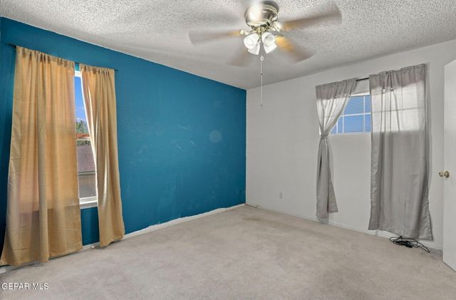 5457 GATE RIDGE Circle, El Paso, TX 79932