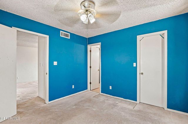 5457 GATE RIDGE Circle, El Paso, TX 79932