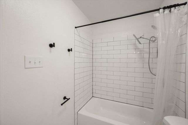 3425 Doolittle Drive, Arlington, TX 76014