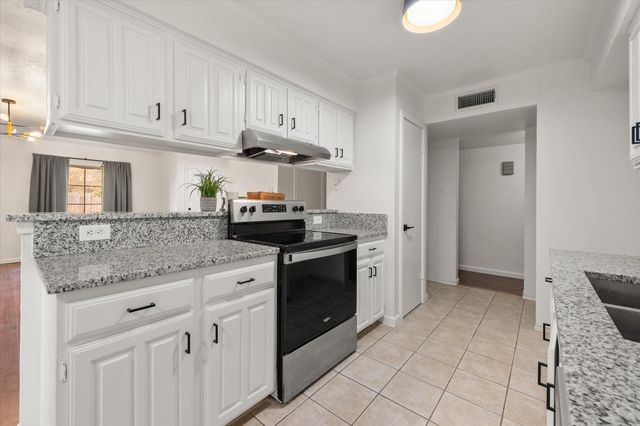 3425 Doolittle Drive, Arlington, TX 76014