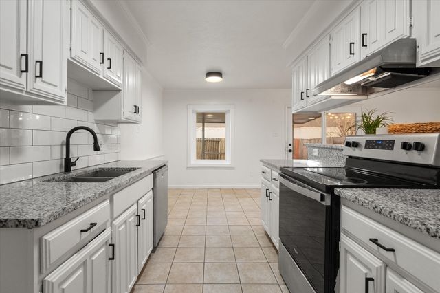 3425 Doolittle Drive, Arlington, TX 76014