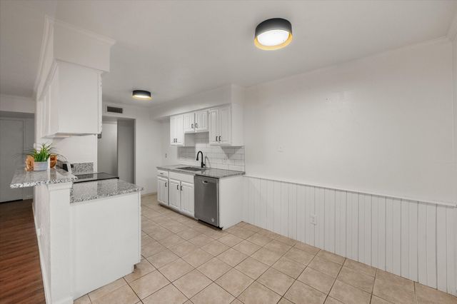 3425 Doolittle Drive, Arlington, TX 76014