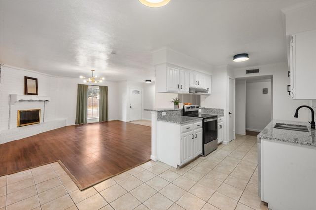 3425 Doolittle Drive, Arlington, TX 76014