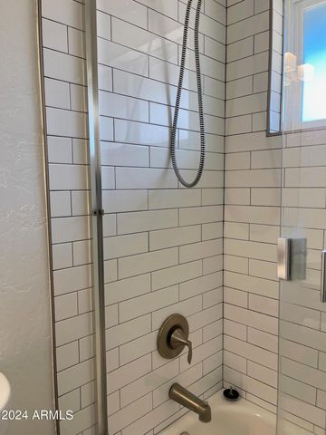4601 N 12th Avenue Apt 2, Phoenix, AZ 85013