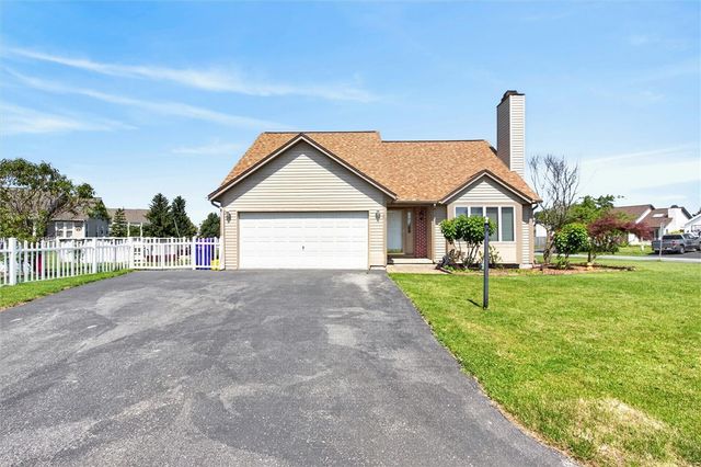 29 Jade Drive, Greece, NY 14626