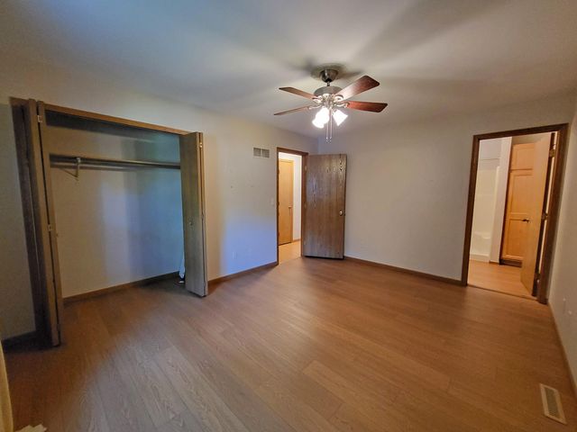 487 Timber Lake Drive, Lowell, IN 46356