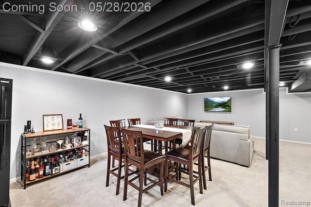 23015 Tuck Road, Farmington, MI 48336