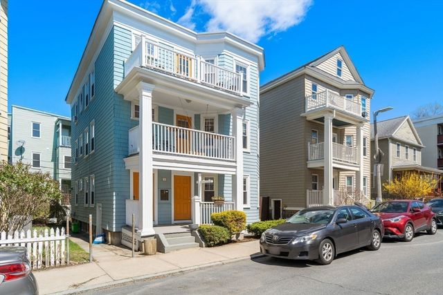 16 Woodlawn St 1, Boston, MA 02130