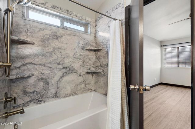 6347 W Delmonico Lane, Glendale, AZ 85302