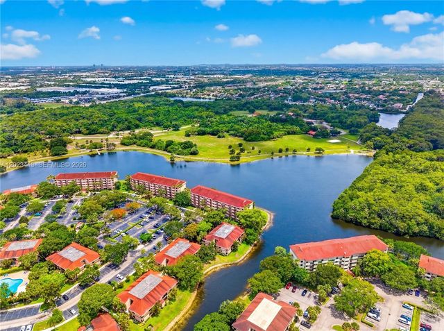 2768 S Carambola Circle S 206, Coconut Creek, FL 33066